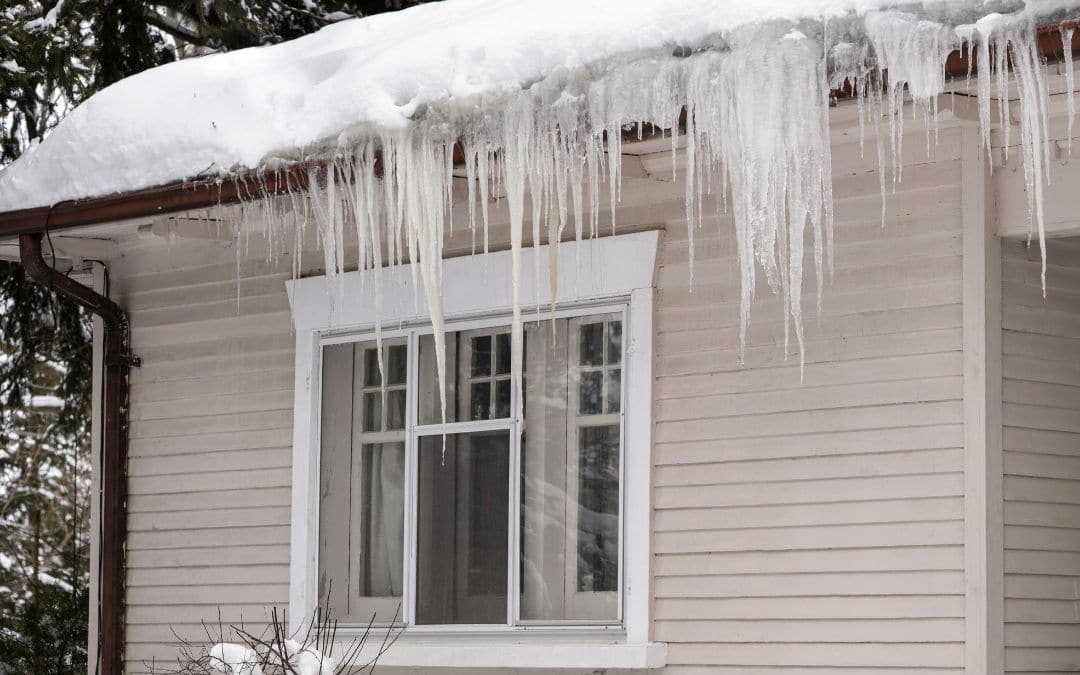 Weaver Exterior - How To Keep Eavestroughs Clean