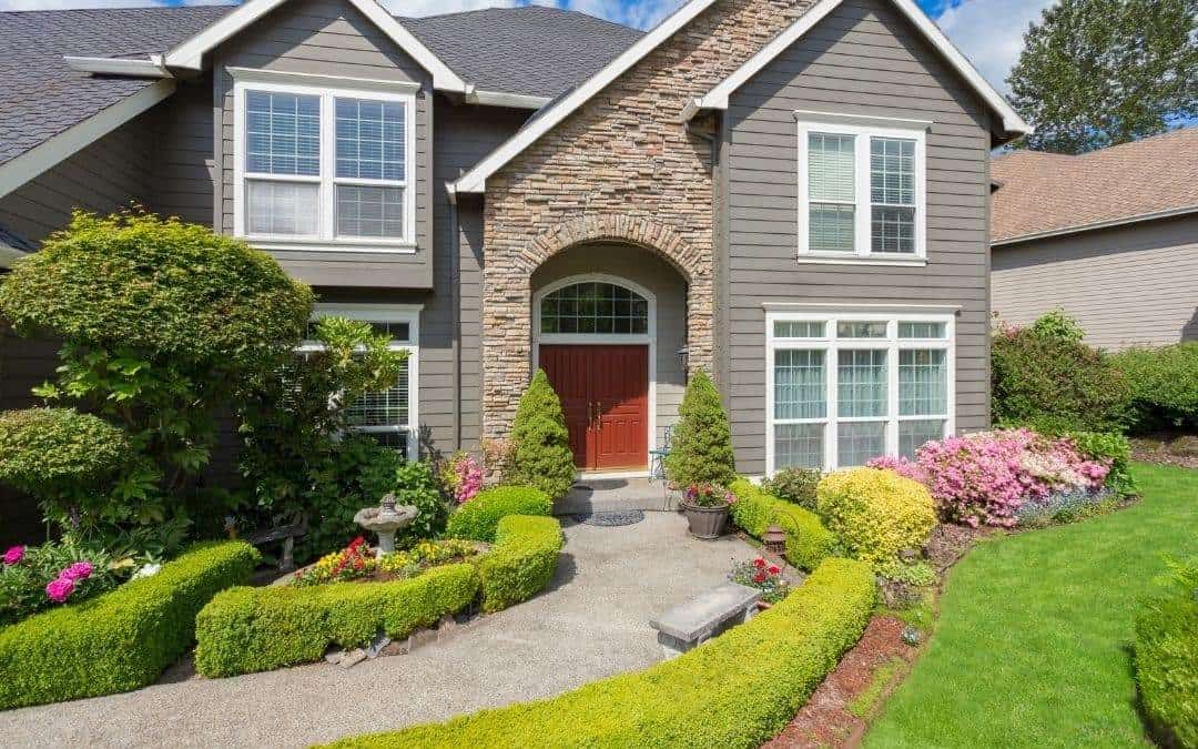 new-siding-is-exterior-renovation-to-leave-to-the-pros