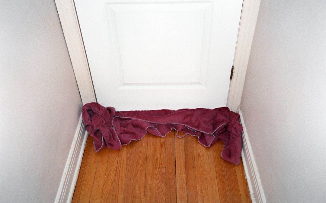 drafty-door-may-mean-replacement-door-Weaver-Barrie