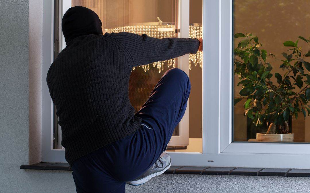home-security-tips-for-the-holidays-fix-broken-window-locks-Weaver-Exterior